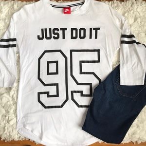Nike Just Do It Tee